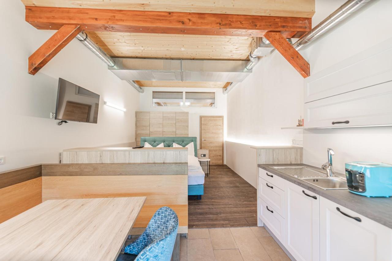 Chalets Am Badesee Lassing Lassing  Екстериор снимка