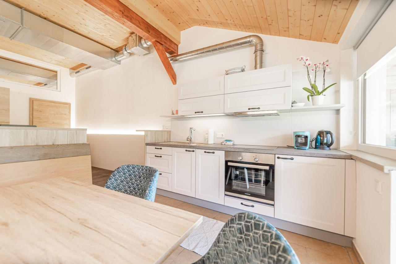 Chalets Am Badesee Lassing Lassing  Екстериор снимка