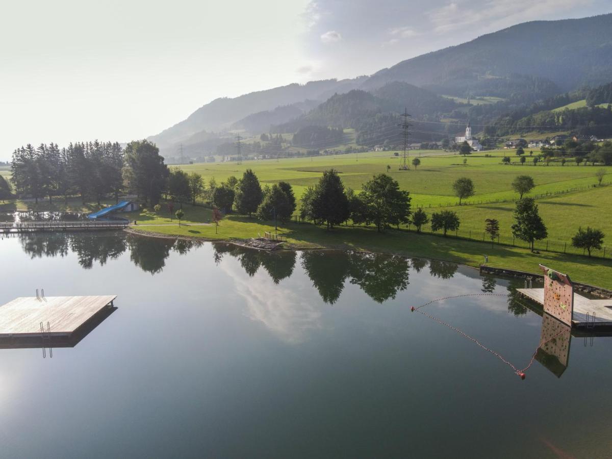 Chalets Am Badesee Lassing Lassing  Екстериор снимка