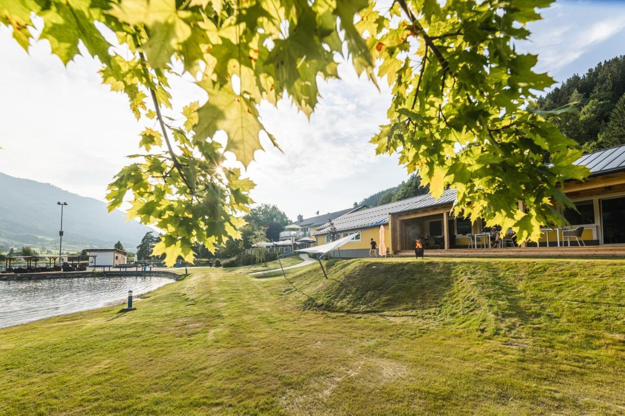 Chalets Am Badesee Lassing Lassing  Екстериор снимка